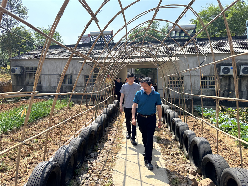 “追尋紅色足跡，擁抱生態(tài)夏意”-夏日?qǐng)F(tuán)建活動(dòng)10