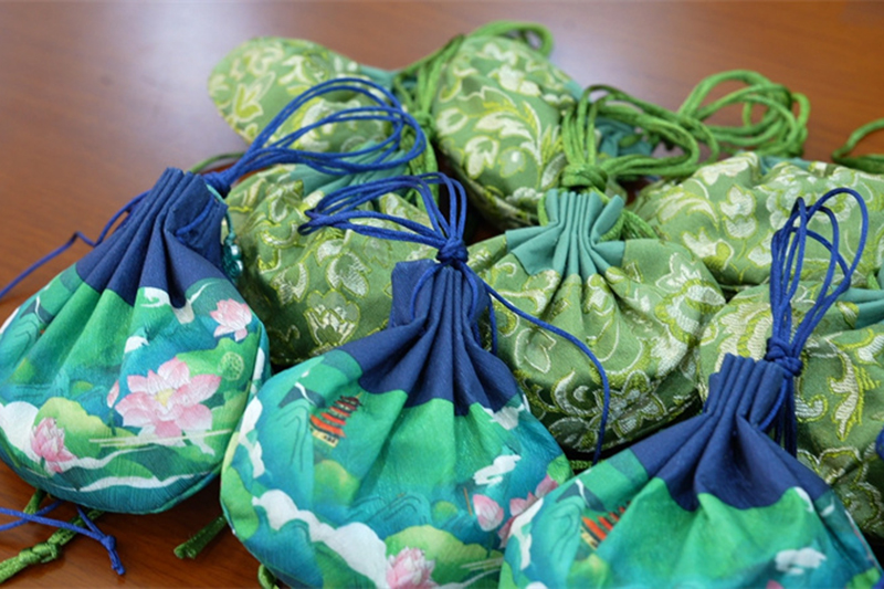 濃情端午·巧手爭“粽”-科強股份舉辦趣味夾粽大賽4